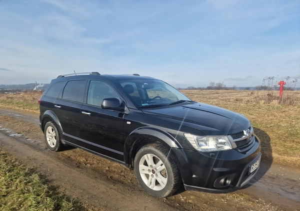 Fiat Freemont cena 47500 przebieg: 232000, rok produkcji 2012 z Jasło małe 172